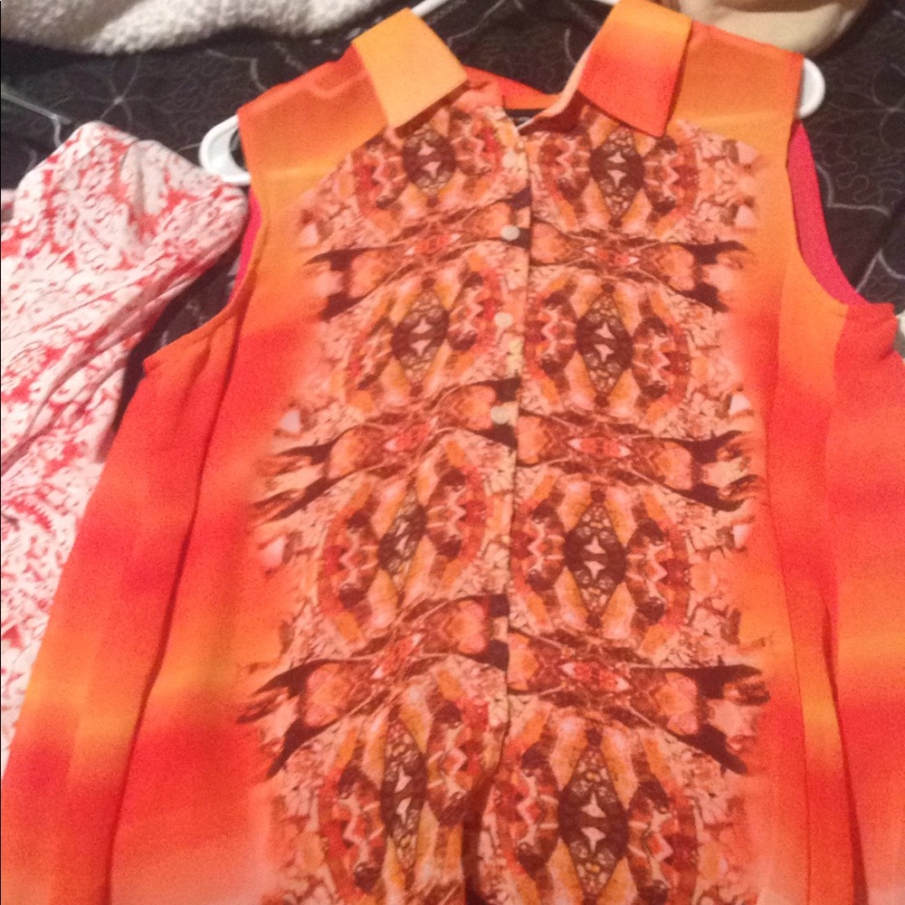 Shirts - Picture 3 of 4